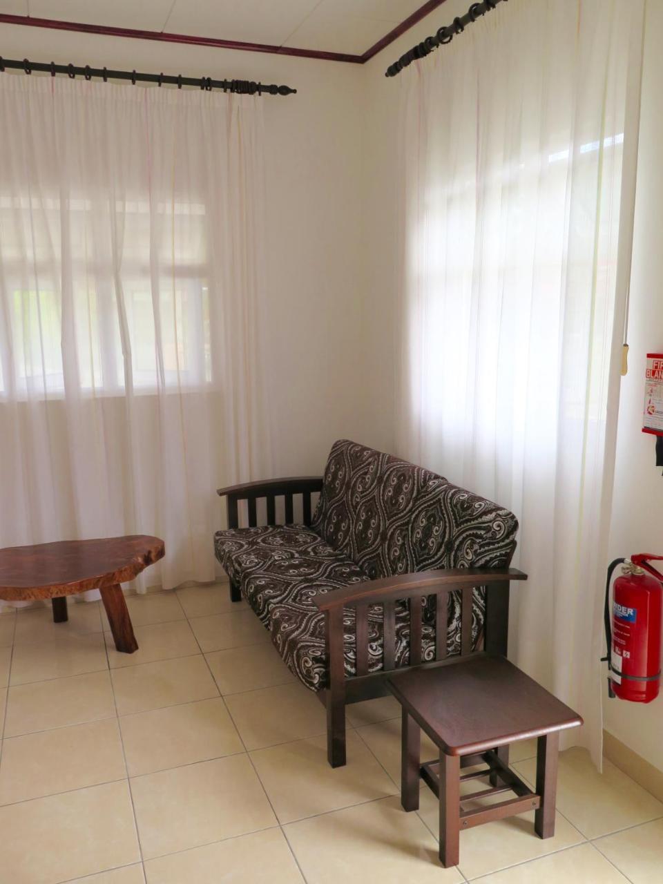 Fadine Self Catering Appartement La Digue Buitenkant foto